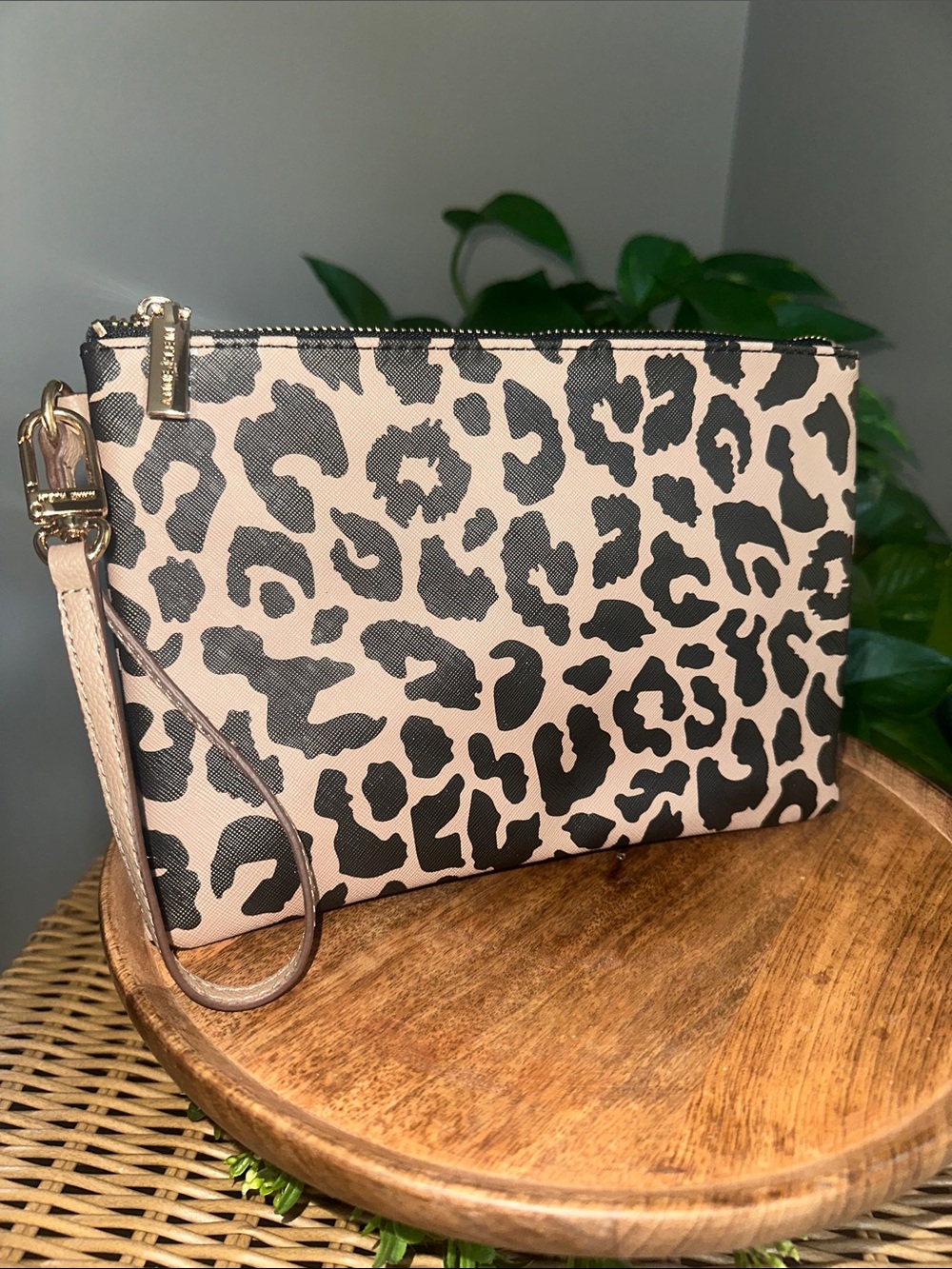 Anne Klein Leopard Print Wristlet Black and Tan with Gold Hardware NWOT